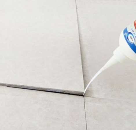 靖宇瓷砖空鼓维修公司分享卫生间瓷砖脱落的原因可能有以下几点